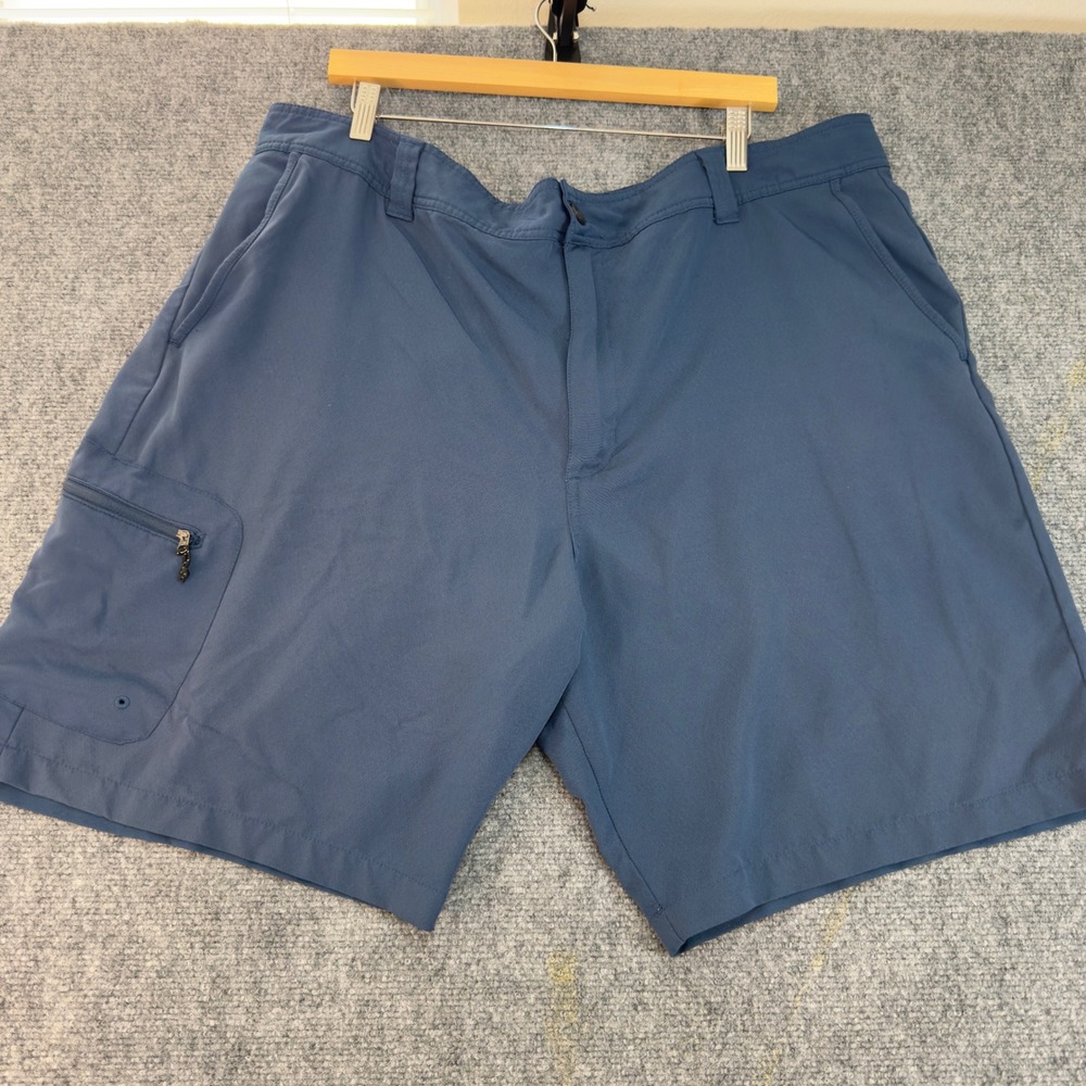 Magellan Outdoors Fish Gear Water Repellent Cargo Shorts Blue Size 44